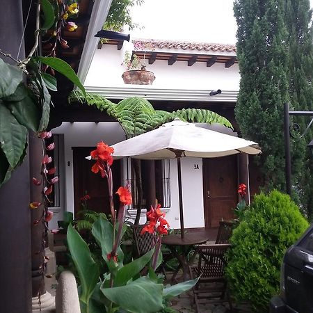 Villas Emekarsa, Antigua Екстериор снимка